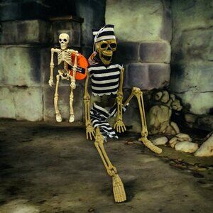 Halloween 16" Hanging Prisoner Skeleton Figure Decoration. Halloween Decor. NEW!